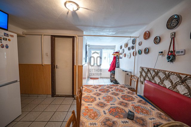 Eladó családi ház, Sióagárdon 22.5 M Ft, 4 szobás