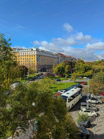 Eladó téglalakás, Budapesten, I. kerületben 85 M Ft, 1 szobás