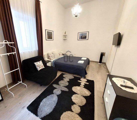 Eladó téglalakás, Budapesten, V. kerületben 89 M Ft, 2 szobás
