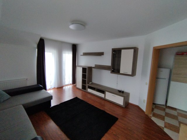 Kiadó téglalakás, albérlet, Tatabányán 160 E Ft / hó