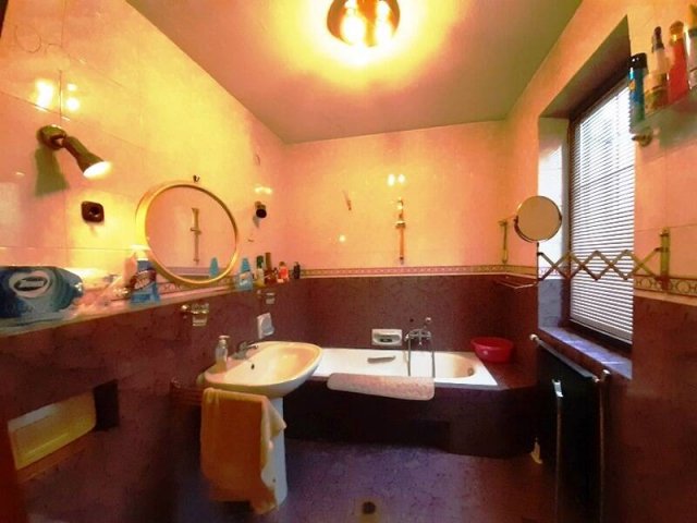 Eladó családi ház, Budapesten, XVI. kerületben 165 M Ft