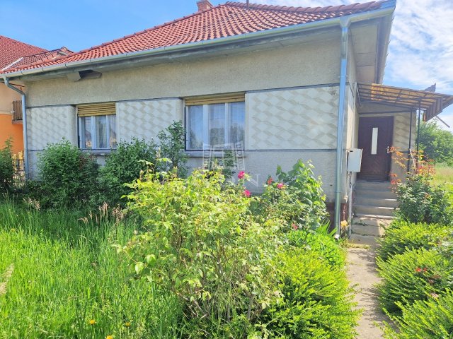 Eladó családi ház, Zalaegerszegen 38.5 M Ft, 2 szobás