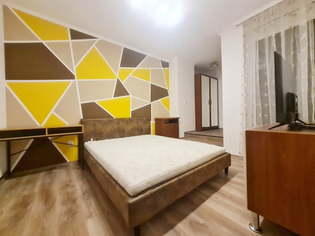 Kiadó téglalakás, albérlet, Debrecenben 240 E Ft / hó, 1 szobás