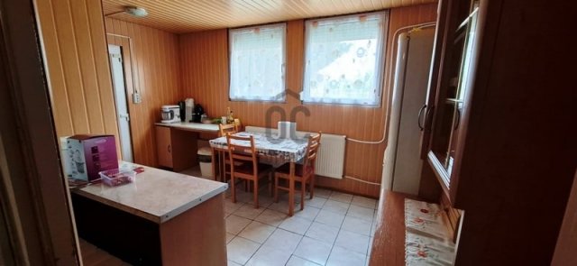 Eladó családi ház, Szabadbattyánban 27.5 M Ft, 2 szobás