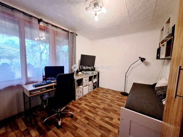 Eladó családi ház, Gödöllőn 65.999 M Ft, 3 szobás