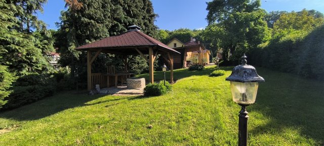 Eladó családi ház, Eplényen 110 M Ft, 5 szobás