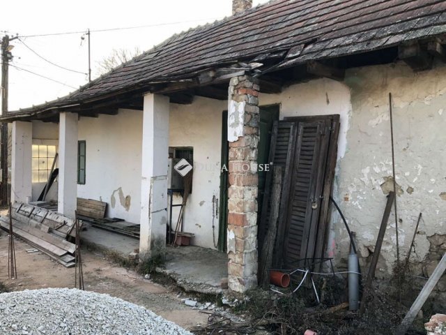 Eladó családi ház, Csabdiban 21.5 M Ft, 1 szobás