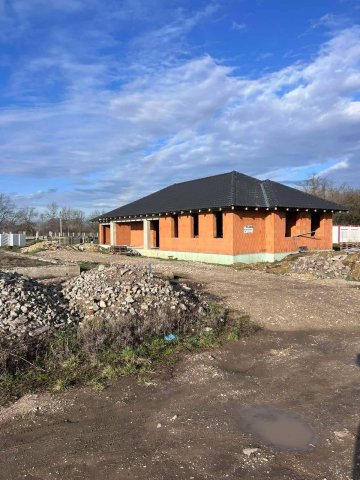 Eladó családi ház, Felsőzsolcán 35 M Ft, 4 szobás