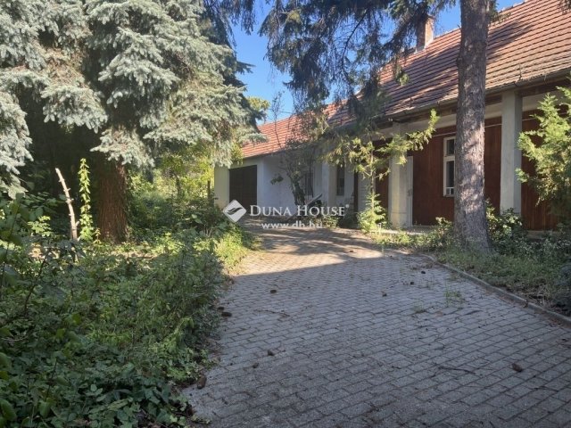 Eladó családi ház, Solymáron 99.5 M Ft, 4 szobás