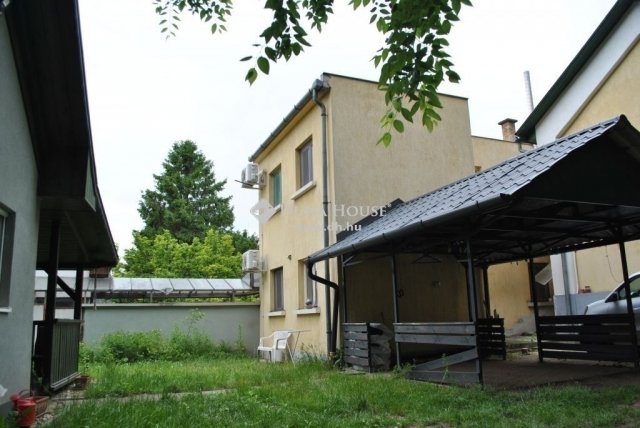Eladó családi ház, Budapesten, XVIII. kerületben 64.9 M Ft