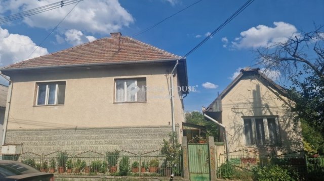 Eladó családi ház, Galgamácsán 39.9 M Ft, 5 szobás