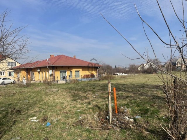 Eladó családi ház, Ercsiben 60 M Ft, 4 szobás