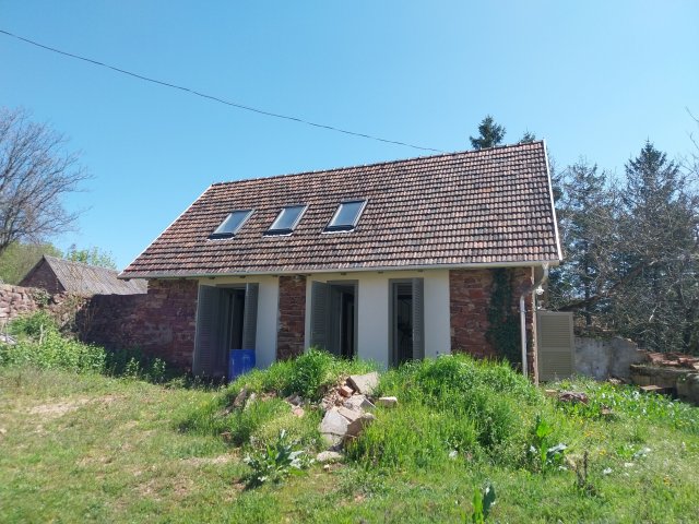 Eladó családi ház, Kővágóörsön 109 M Ft, 6 szobás