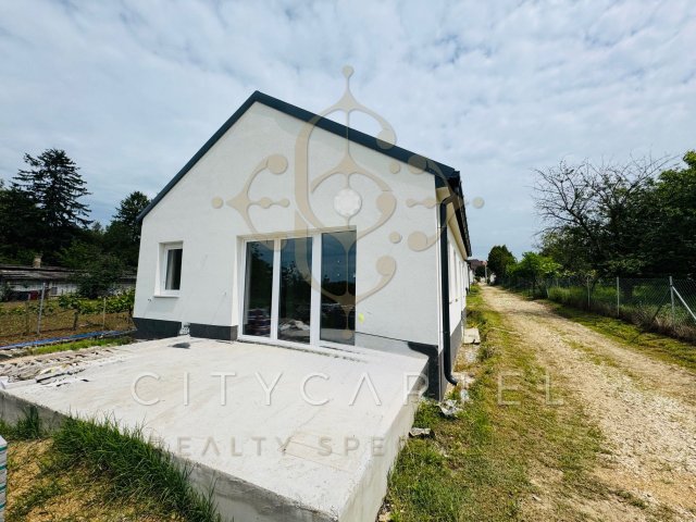 Eladó családi ház, Balatonszemesen 69 M Ft, 3 szobás