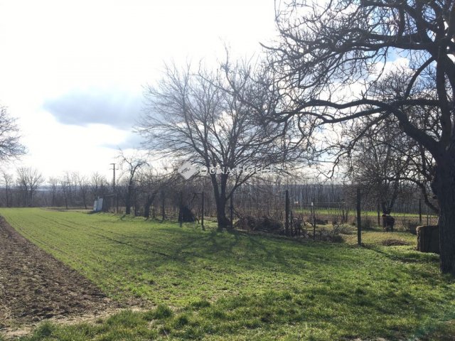 Eladó telek, Válon 5.8 M Ft / költözzbe.hu