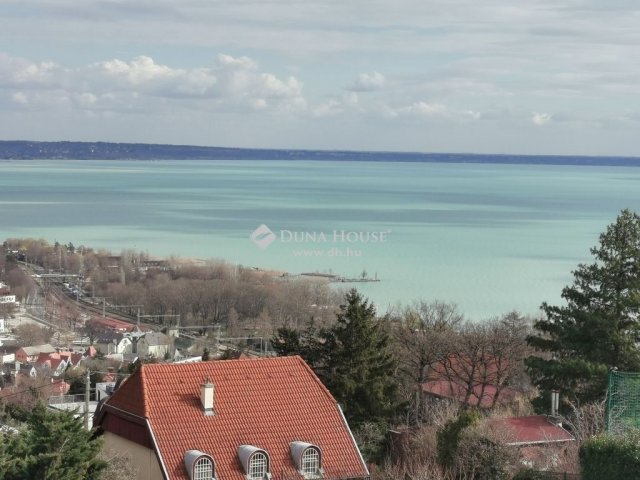 Eladó telek, Balatonalmádiban 250 M Ft / költözzbe.hu