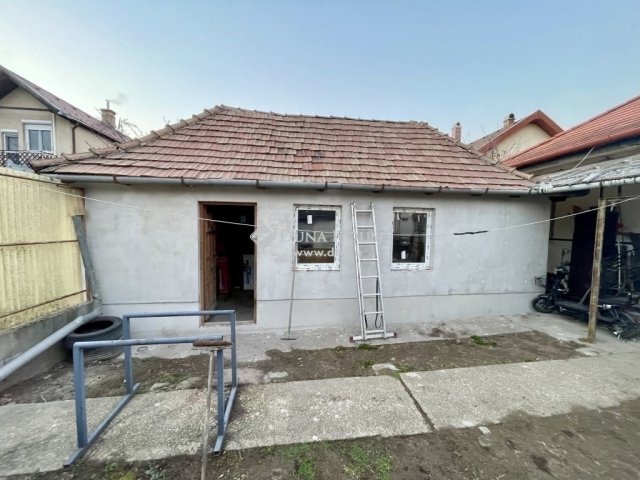 Eladó családi ház, Dunaharasztin 65.5 M Ft, 5 szobás