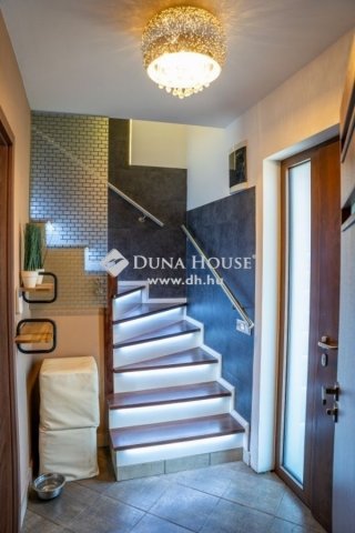 Eladó családi ház, Budapesten, XX. kerületben 159.9 M Ft