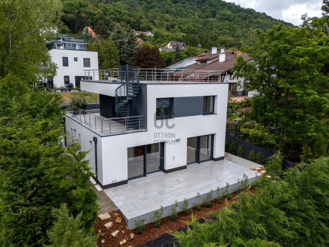 Eladó családi ház, Budapesten, III. kerületben 299 M Ft