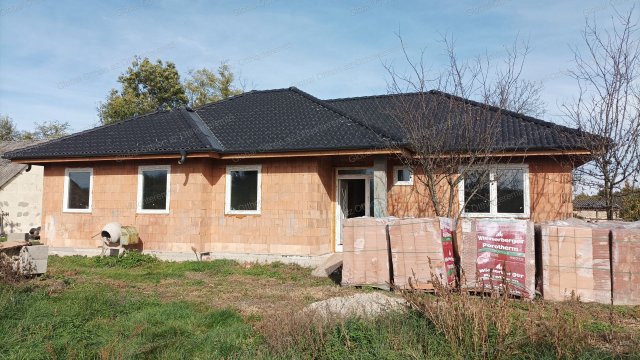 Eladó családi ház, Dunakilitin 44.444 M Ft / költözzbe.hu