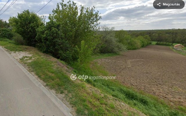 Eladó telek, Martonvásáron 13.5 M Ft / költözzbe.hu