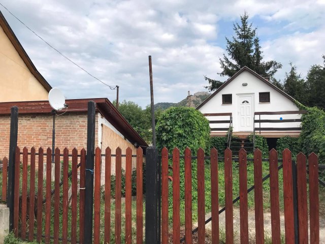 Eladó családi ház, Nagymaroson 44.9 M Ft, 2 szobás
