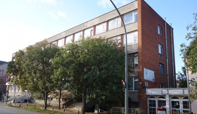 Eladó üzlethelyiség, Székesfehérvárott 69.9 M Ft