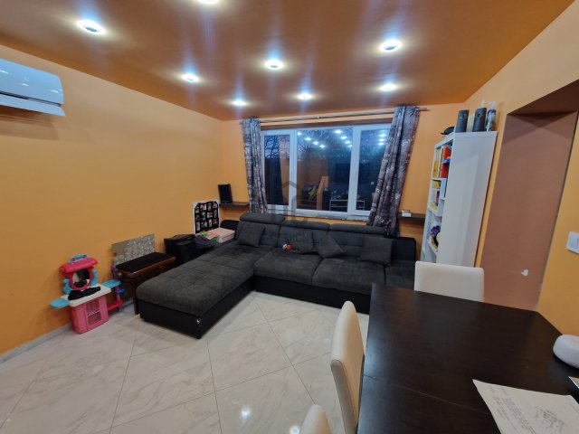 Eladó családi ház, Monorierdőn 49.9 M Ft, 2 szobás