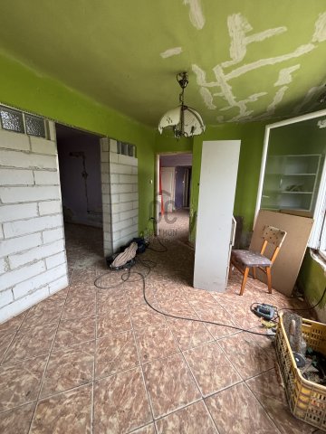 Eladó családi ház, Debrecenben 38.5 M Ft, 3 szobás
