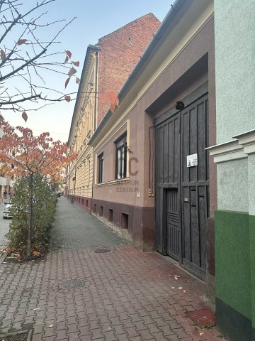 Eladó téglalakás, Debrecenben 44.9 M Ft, 3 szobás