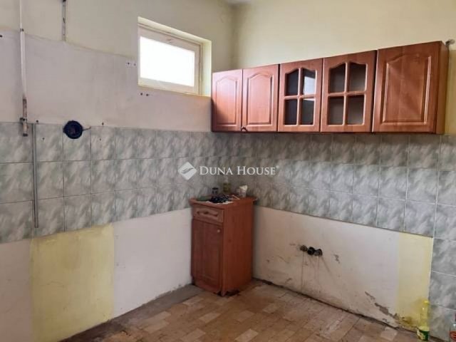 Eladó családi ház, Harkányban, Kossuth Lajos utcában 69.99 M Ft