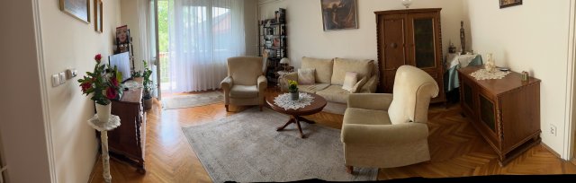 Eladó téglalakás, Szegeden 90 M Ft, 4 szobás