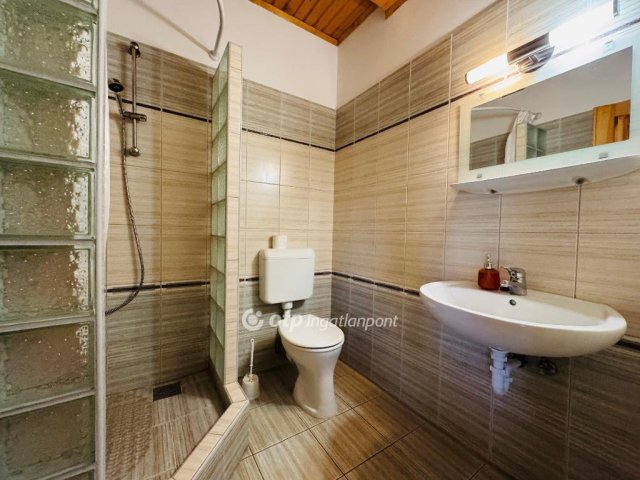 Eladó hotel, Hajdúszoboszlón 315 M Ft / költözzbe.hu