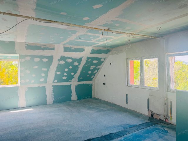 Eladó téglalakás, Szentendrén 85.5 M Ft, 3 szobás