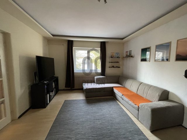 Eladó téglalakás, Budakeszin 140 M Ft, 4 szobás