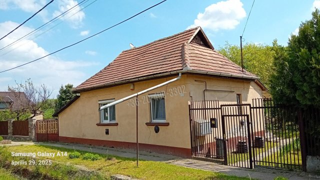 Eladó családi ház, Érden 31 M Ft, 1+1 szobás