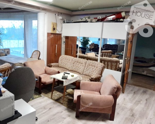 Eladó családi ház, Kecskeméten 74.99 M Ft, 4 szobás