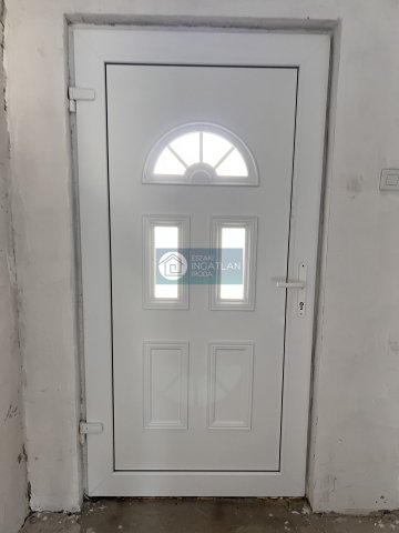 Eladó családi ház, Ózdon 7.2 M Ft, 2 szobás