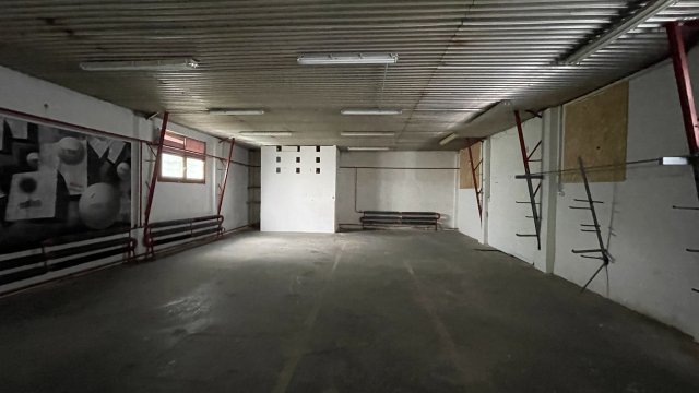 Kiadó ipari ingatlan, Győrött 170 E Ft / hó, 3 szobás