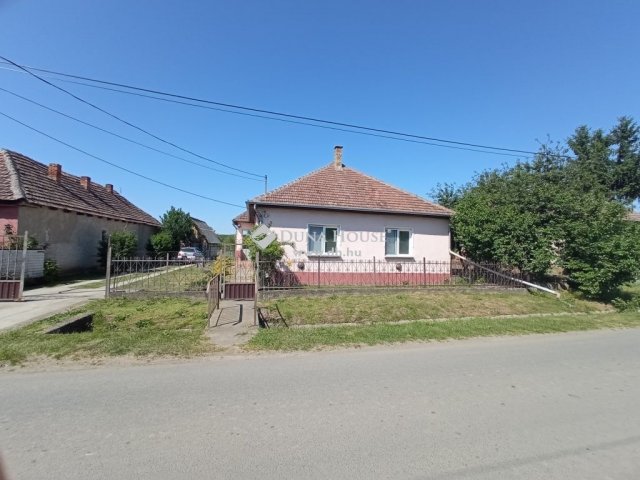 Eladó családi ház, Ricsén 8.5 M Ft, 3 szobás