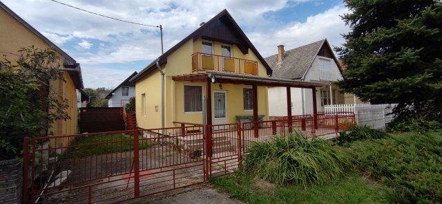 Eladó családi ház, Dombóváron, Hableány utcában 37.5 M Ft