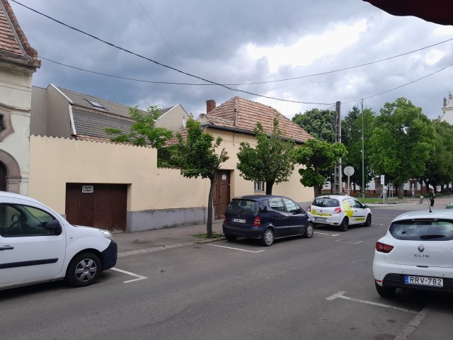 Eladó családi ház, Gyöngyösön 39 M Ft, 3 szobás
