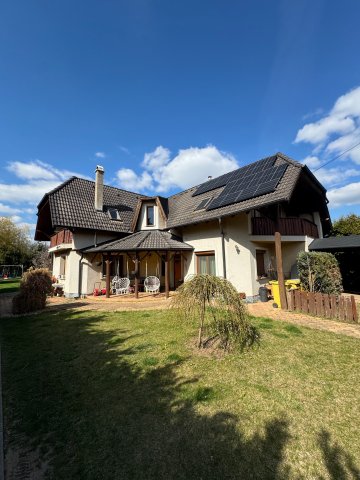 Eladó családi ház, Veresegyházon 175.9 M Ft, 4+1 szobás