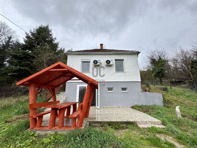 Eladó családi ház, Zalakaroson 28 M Ft, 2 szobás