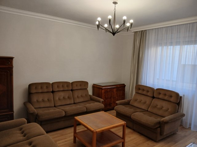 Kiadó téglalakás, albérlet, Tatán 290 E Ft / hó, 3 szobás