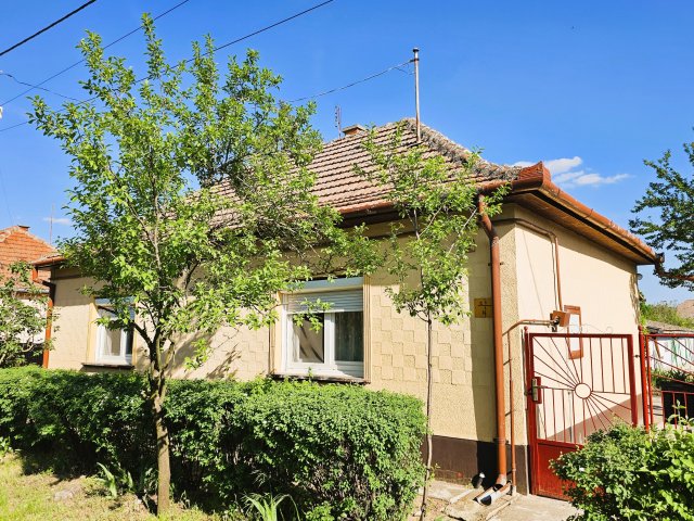 Eladó családi ház, Kelebián 14.9 M Ft, 2 szobás