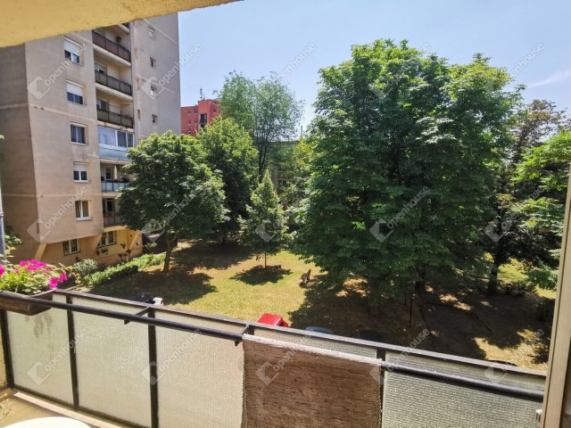 Eladó téglalakás, Székesfehérvárott 57.9 M Ft, 1+2 szobás