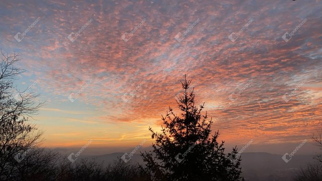 Eladó családi ház, Piliscsabán 139 M Ft, 4 szobás