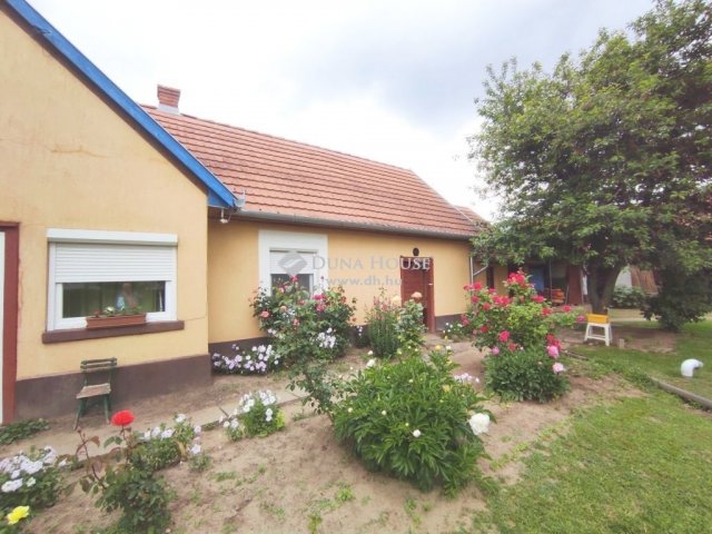 Eladó családi ház, Lengyeltótiban 24.9 M Ft, 2 szobás