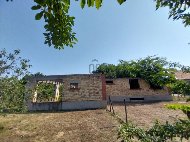 Eladó telek, Nyársapáton 12.9 M Ft / költözzbe.hu